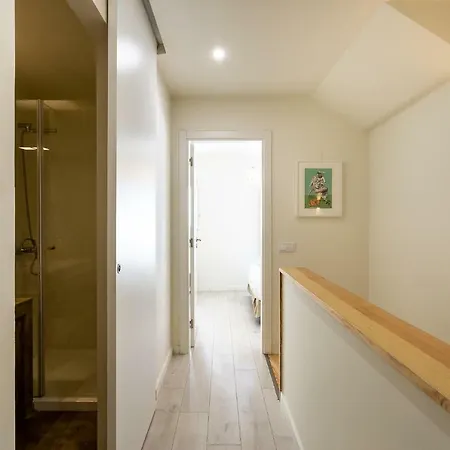 Martim Moniz - Tram 28 * Lisboa